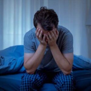 اضطراب آخرشب؛ چرا شب‌ها ذهن‌مان طغیان می‌کند؟!