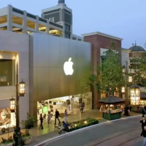 اپل یک چت‌بات را برای کارکنان فروشگاه‌های خرده‌فروشی خود طراحی داده است