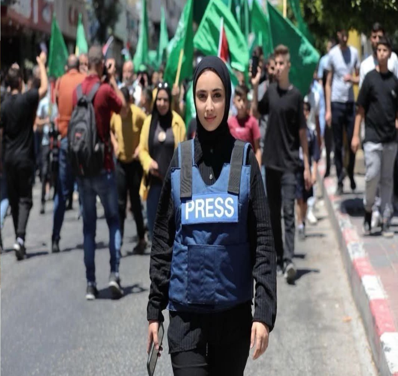 با فرح ابوعیاش؛ خبرنگاری در گوانتاناموهای صهیونیسم/ دلخوشیها و دلگیریهای خبرنگار اسیر تسنیم در کرانه باختری خبرنگار , صهیونیسم , کرانه باختری , مدینة الخلیل , کشور فلسطین , بیت المقدس , خبرگزاری تسنیم ,
