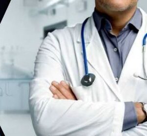 برای درمان کیست مویی به چه دکتری مراجعه کنیم؟