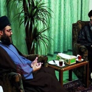 تصاویر کمتر دیده شده از دو روحانی تاثیرگذار در تاریخ معاصر عرب تصاویر کمتر دیده شده از دو روحانی تاثیرگذار در تاریخ معاصر عرب