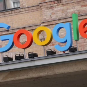 مبارزه حقوقی جدید گوگل؛ شرکتها نباید مسئول توهمات هوش مصنوعی باشند مبارزه حقوقی جدید گوگل؛ شرکتها نباید مسئول توهمات هوش مصنوعی باشند