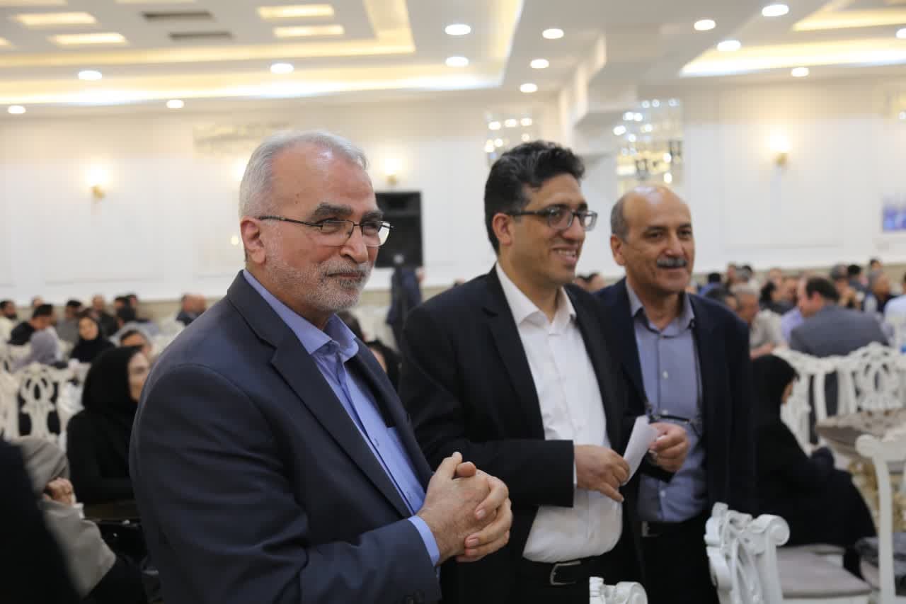 مراسم بزرگداشت روز استاد و تجلیل از مقام معلم در دانشگاه علوم پزشکی گلستان برگزار شد.‌