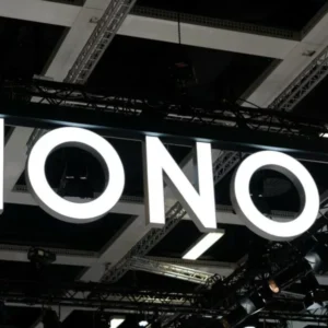 آنر از دو قابلیت هوش مصنوعی برای محافظت از چشم و تشخیص دیپ‌فیک رونمایی کرد