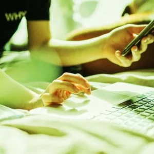 احتمال استفاده از هوش مصنوعی برای انجام تکالیف در دانشجویان بی‌علاقه به درس بیشتر است