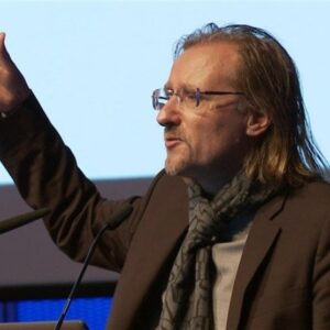 از الگوریتمها تا هوش مصنوعی: چگونه هنر دیجیتال یاد گرفت فکر کند از الگوریتمها تا هوش مصنوعی: چگونه هنر دیجیتال یاد گرفت فکر کند