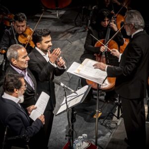 از شیدا تا وزیری؛ وقتی سه نسل آواز کنار هم ایستادند از شیدا تا وزیری؛ وقتی سه نسل آواز کنار هم ایستادند