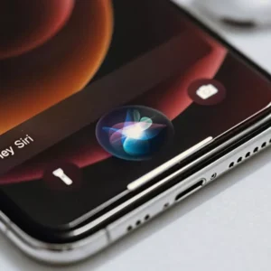 اظهارات جالب صداپیشه اصلی سیری؛ اپل پولی به او پرداخت نکرده است