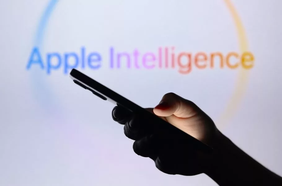 اپل ظاهراً در کنار ChatGPT دسترسی به دیگر چتباتها را در iOS فراهم میکند اپل ظاهراً در کنار ChatGPT دسترسی به دیگر چتباتها را در iOS فراهم میکند