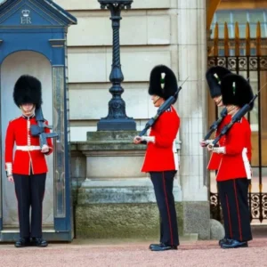 دارپا بریتانیا روی پروژه‌ای برای کنترل سیستم‌های هوش مصنوعی کار می‌کند