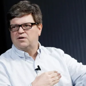 دانشمند ارشد هوش مصنوعی متا: موفقیت DeepSeek نشاندهنده قدرت مدلهای متنباز است دانشمند ارشد هوش مصنوعی متا: موفقیت DeepSeek نشاندهنده قدرت مدلهای متنباز است