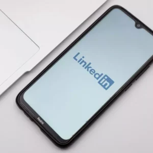 لینکدین AI agent را معرفی کرد: دستیار هوش مصنوعی برای تسریع و هوشمندسازی فرایند استخدام لینکدین AI agent را معرفی کرد: دستیار هوش مصنوعی برای تسریع و هوشمندسازی فرایند استخدام