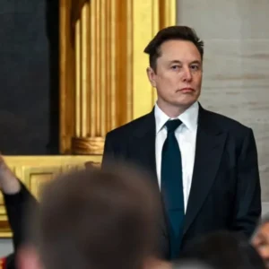 متحدان ترامپ از حمله ایلان ماسک به پروژه Stargate خشمگین هستند متحدان ترامپ از حمله ایلان ماسک به پروژه Stargate خشمگین هستند