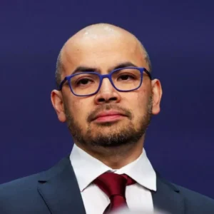 مدیرعامل دیپ‌مایند گوگل: نوجوانان باید در هوش مصنوعی مثل نینجاها ماهر شوند