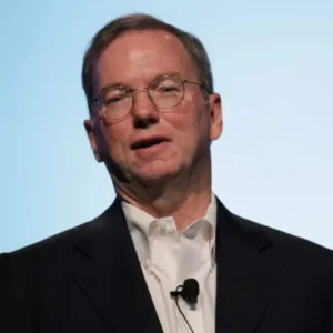 مدیرعامل سابق گوگل ظهور DeepSeek را نقطه عطفی در رقابت هوش مصنوعی دانست مدیرعامل سابق گوگل ظهور DeepSeek را نقطه عطفی در رقابت هوش مصنوعی دانست