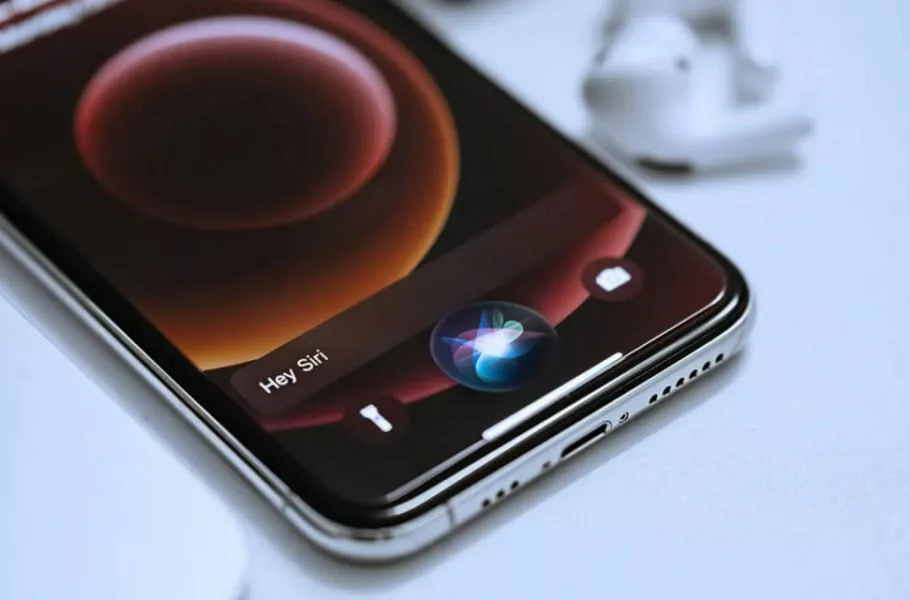 نسل بعدی سیری با قابلیتهای شبیه ChatGPT احتمالاً در iOS 18 ارائه میشود نسل بعدی سیری با قابلیتهای شبیه ChatGPT احتمالاً در iOS 18 ارائه میشود