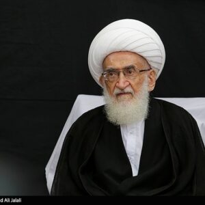 هرگونه فتنهگری خیانت به نظام و انقلاب است هرگونه فتنهگری خیانت به نظام و انقلاب است