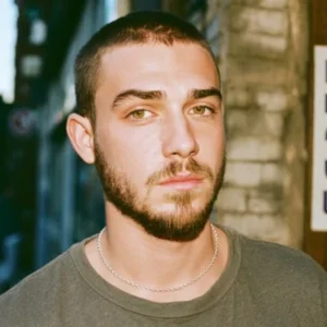 هوش مصنوعی Ideogram 3.0 به‌روز شد؛ تولید تصاویر واقعی‌تر و ابزارهای ویرایشی جدید [تماشا کنید]