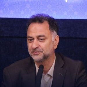 والدین فرزندان خود را در کودکستان‌های دارای مجوز ثبت‌نام کنند