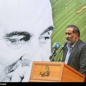 واکنش علیرضا قزوه به جسارت رئیسجمهور آمریکا به شهید سلیمانی واکنش علیرضا قزوه به جسارت رئیسجمهور آمریکا به شهید سلیمانی