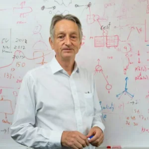 پدرخوانده هوش مصنوعی: مردم هنوز متوجه خطر هوش مصنوعی نیستند