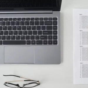 پژوهش جدید: ۹۴ درصد مقاله‌های نوشته شده با هوش مصنوعی در دانشگاه‌های بریتانیا تشخیص داده نشدند