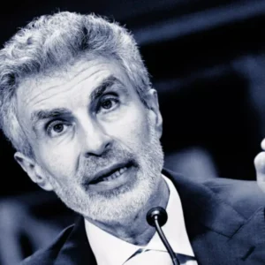 یکی از پدرخوانده‌های هوش مصنوعی به پروژه‌ای برای جلوگیری از فجایع این فناوری پیوست