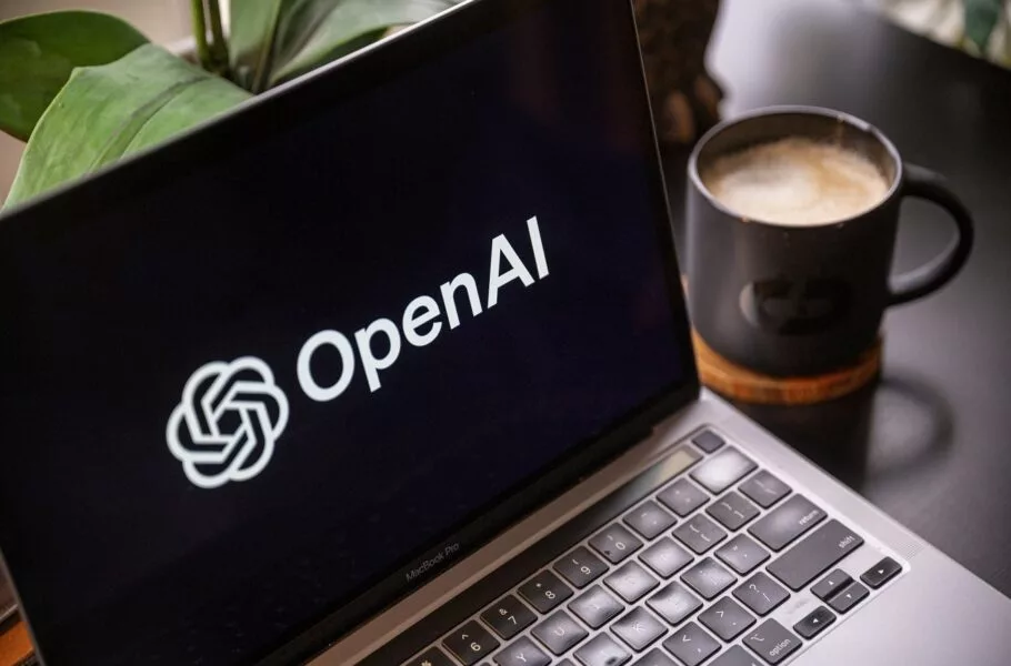 OpenAI فروشگاه چتباتهای سفارشی GPT را در دسترس عموم کاربران قرار داد OpenAI فروشگاه چتباتهای سفارشی GPT را در دسترس عموم کاربران قرار داد