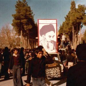 آزادی و استقلال ملی کشور در گروی آموزه‌های قرآن است