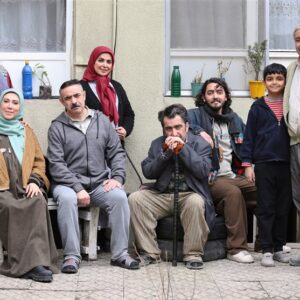 «اسباب زحمت» سعید آقاخانی همه‌چیز دارد غیر از انسجام داستان