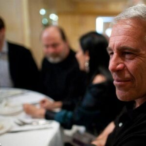 وقتی آزادی بی‌پناه می‌شود