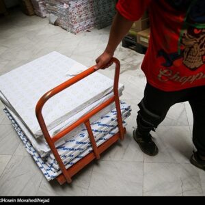 چرا کاغذ از تب و تاب نمی‌افتد؟