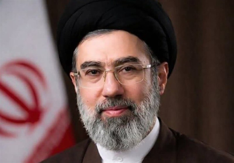 بیش از ٧هزار نفر از فعالان قرآنی با رهبر انقلاب بیعت کردند