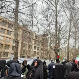 تجمع اعتراضی حقوقدانان ایرانی مقابل دفتر سازمان ملل در تهران