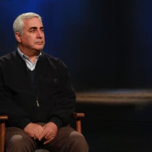 حاتمی‌کیا: ما آن شقایقیم که با داغ زاده‌ایم