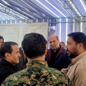 حضور سردار بهمن کارگر در معراج شهدای بهشت زهرا