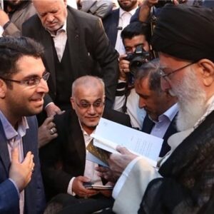 دعای خاص رهبر انقلاب در حق یک شاعر