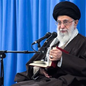سبک زندگی در نگاه رهبر شهید انقلاب| اهانت بزرگ غرب به زن