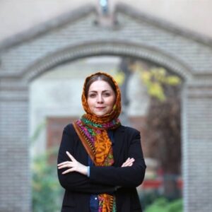 لیلی عاج: خون رهبری جهان را به حسینیان و یزیدیان تقسیم کرد