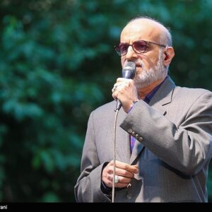 محمد اصفهانی: تجاوز دشمنان به خاک ایران را محکوم می‌کنم