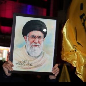 مشت گره کرده ایران بودی