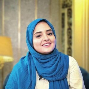نرگس محمدی: وجب به وجب وطن را با قلب‌مان نگه می‌داریم