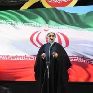 آیت الله رمضانی: ملت ایران در آزمون بزرگ تاریخ سربلند ایستاده است