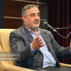 ابوالقاسمی: تداوم حضور مردم معادلات دشمن را بهم ریخته است