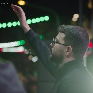 از مداحی در محضر رهبر شهید تا بیان حس پدری در قطعه «پدر ایران»