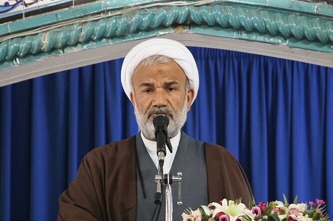 امام جمعه دشتستان: پیام واحد مسئولان بیانگر انسجام درونی است