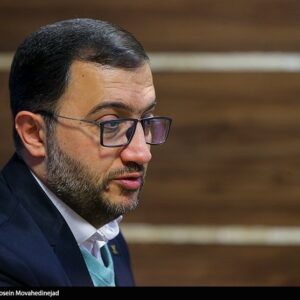 برگزاری آیین چهلم شهدای دانش‌آموز میناب در تهران