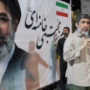 تجمع شبانه مردم خورموج با حضور حاج مهدی سلحشور