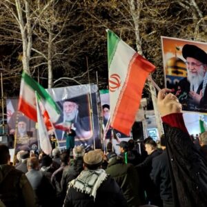 تجمع فرهنگیان زابل در حمایت از ایران