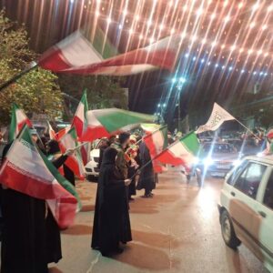 تشکیل زنجیره انسانی و تونل پرچم
